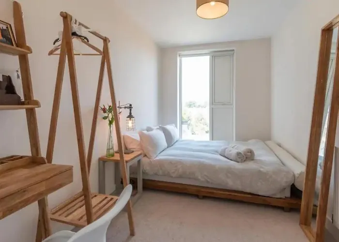 Cosy Cambridge Apartment With 2 Bedrooms